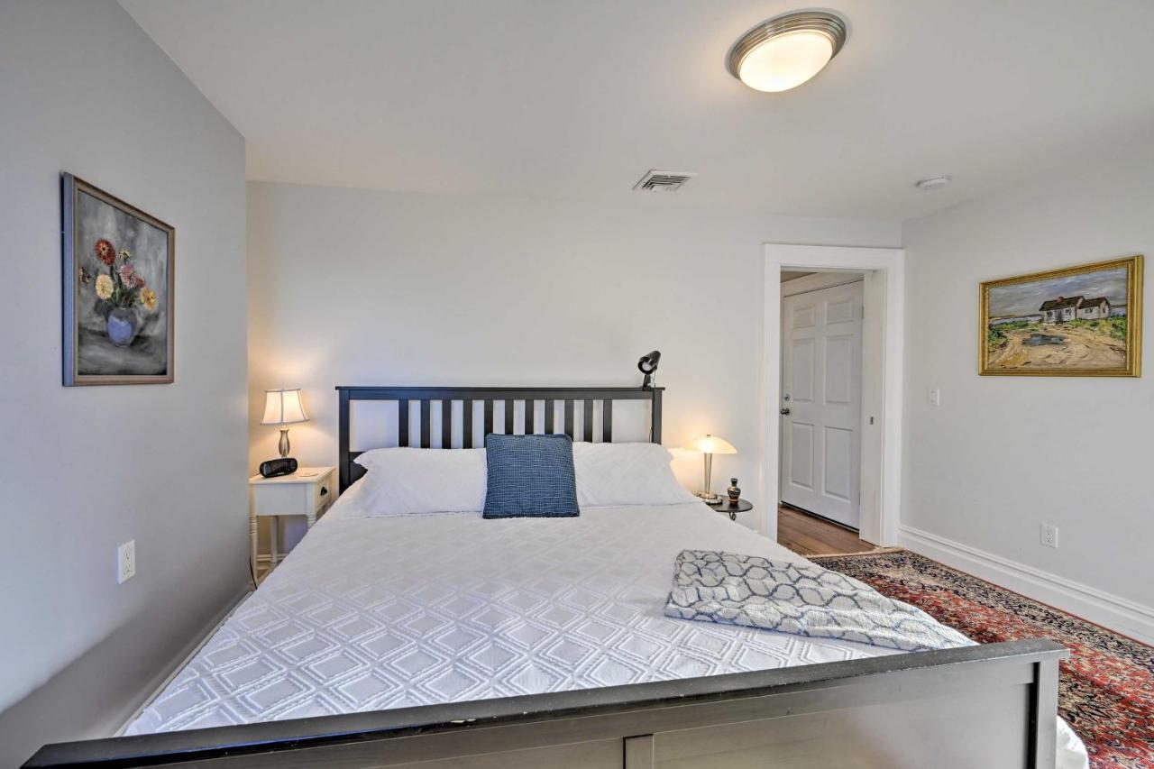 Bright Apartment - Half Mi To Greenport Harbor! Exterior foto