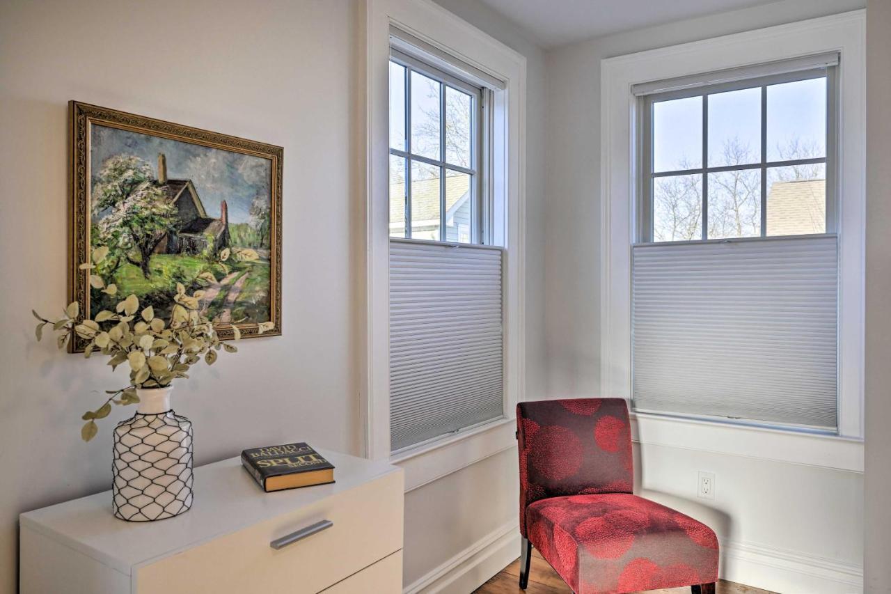 Bright Apartment - Half Mi To Greenport Harbor! Exterior foto